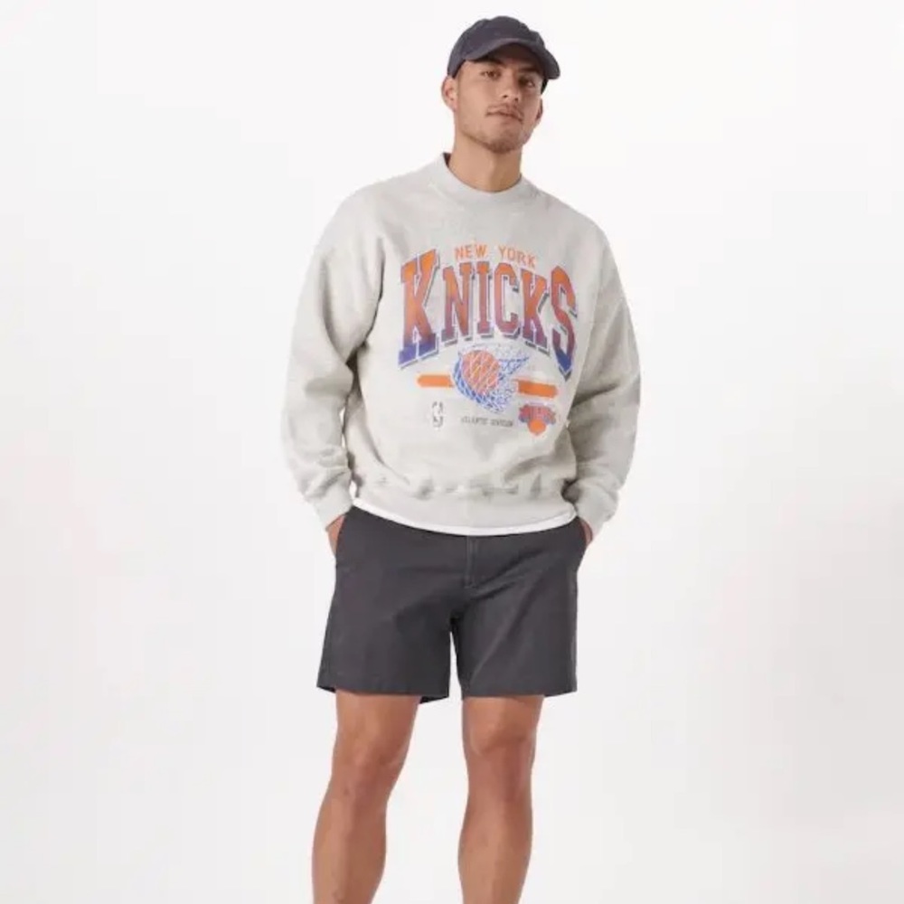 abercrombie knicks crewneck